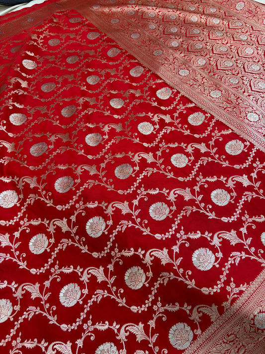 Mughali jaal Red Mashru Silk saree in red colour