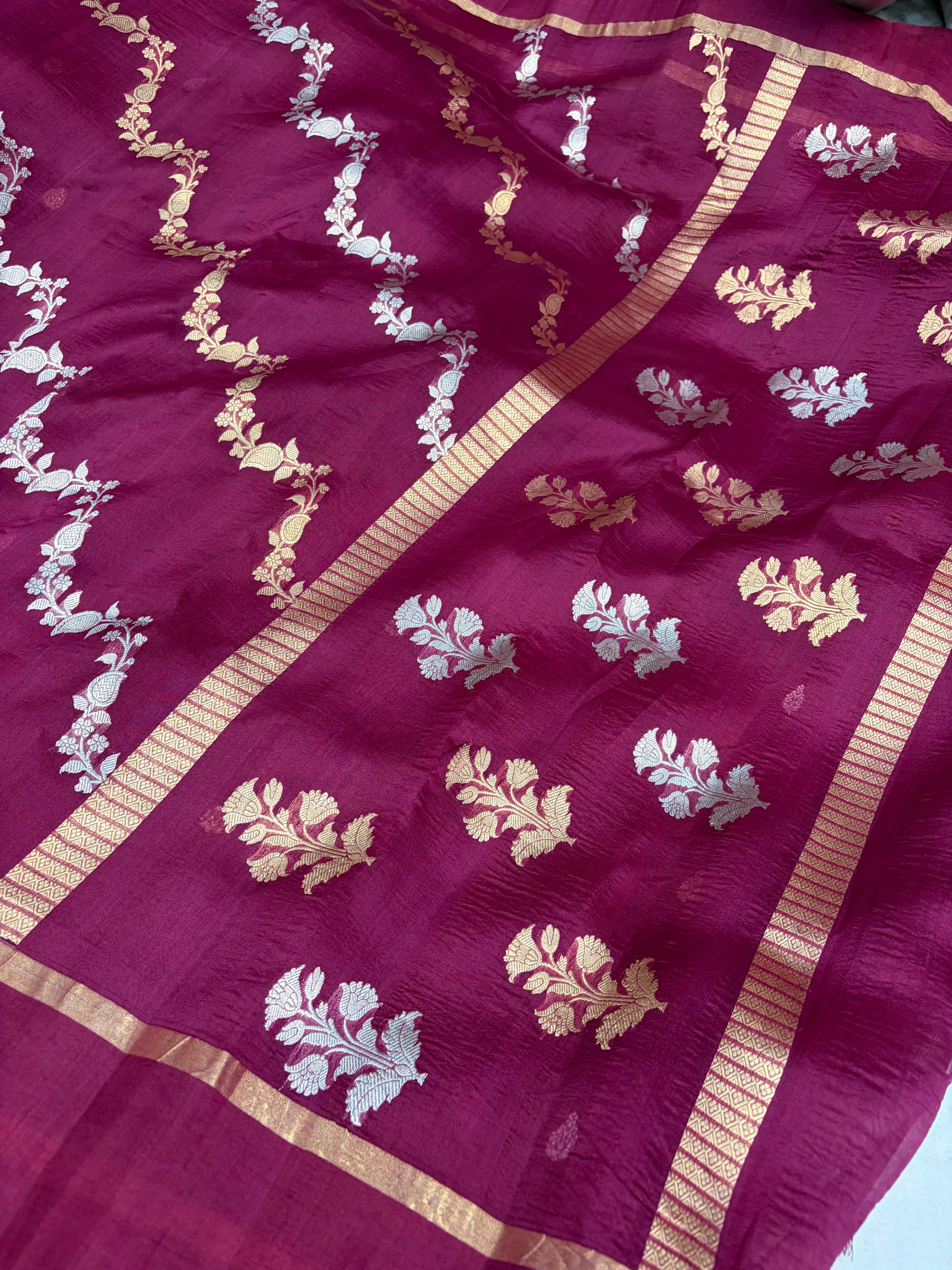 Pure handloom organza silk saree in wine colour