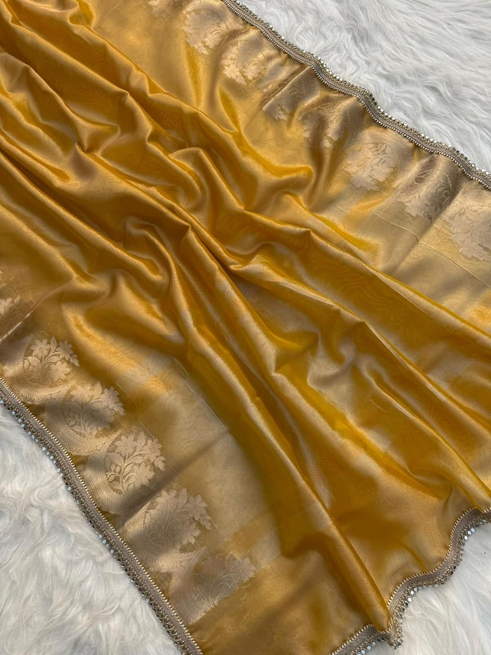 BANARASI SOFT TISSUE SILK SAREE WITH RICH GOLDEN ZARI WEAVING