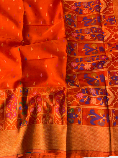 Beautiful pure premium kora jamdani saree