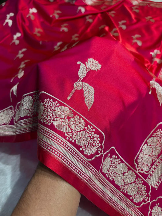 Magenta Mashru Silk Saree With Zari Border Carry Anchal Boota Saree
