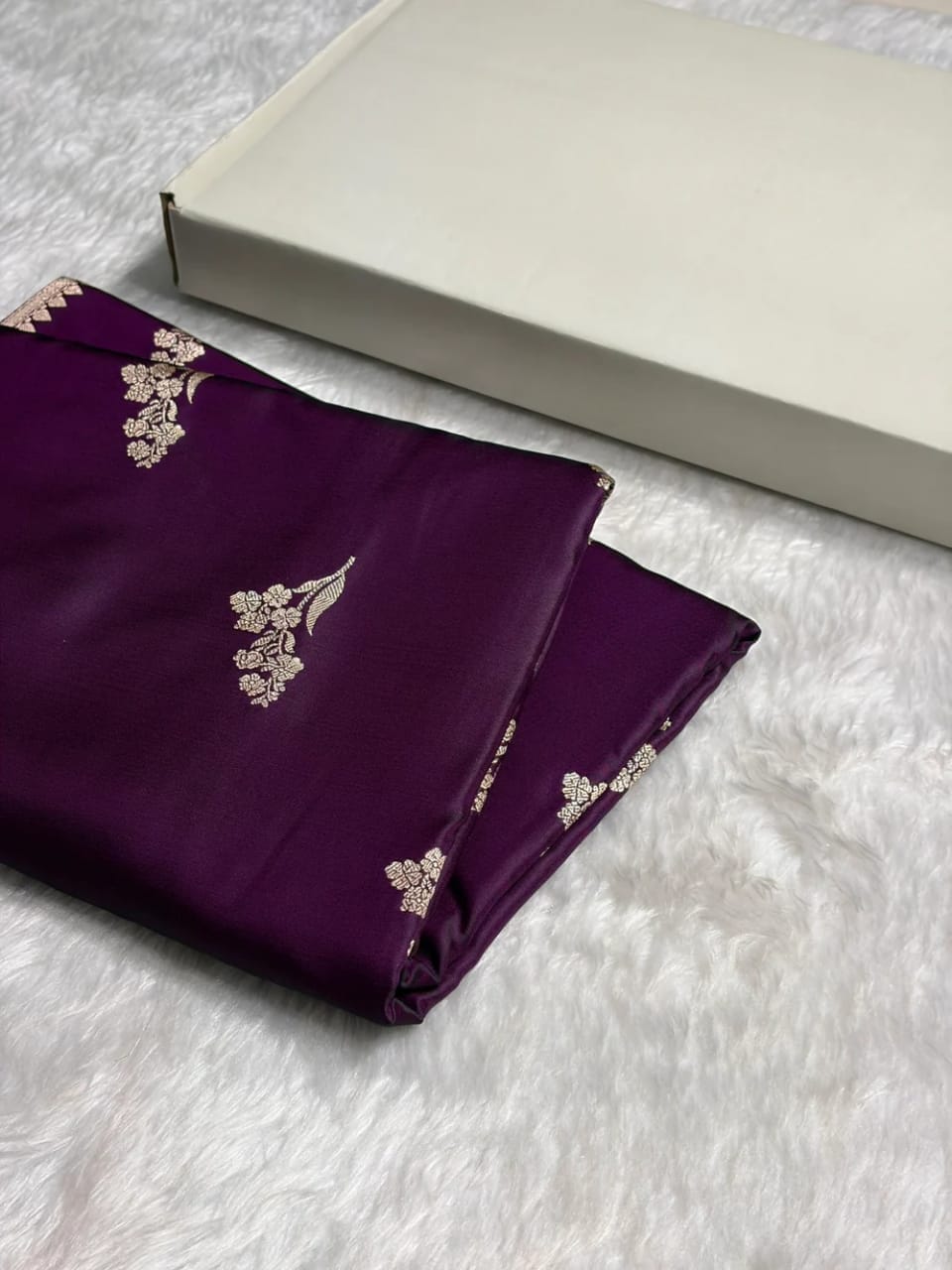 Purple Mashru Silk Zari Banarasi Border Boota Saree