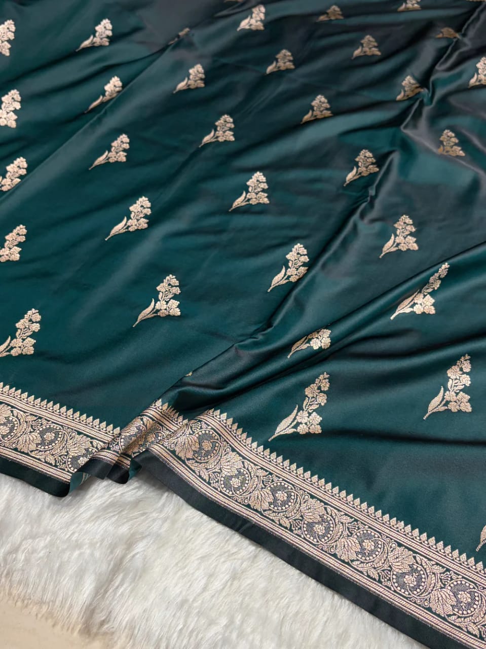Bottle Green Mashru Silk Zari Banarasi Border Boota Saree