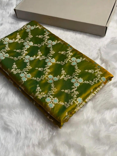 Green Mashru Silk Zari Banarasi Border Jaal Saree
