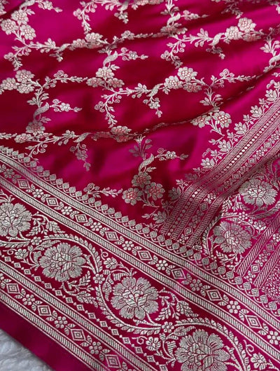 Magenta Mashru Silk Zari Banarasi Border Jaal Saree