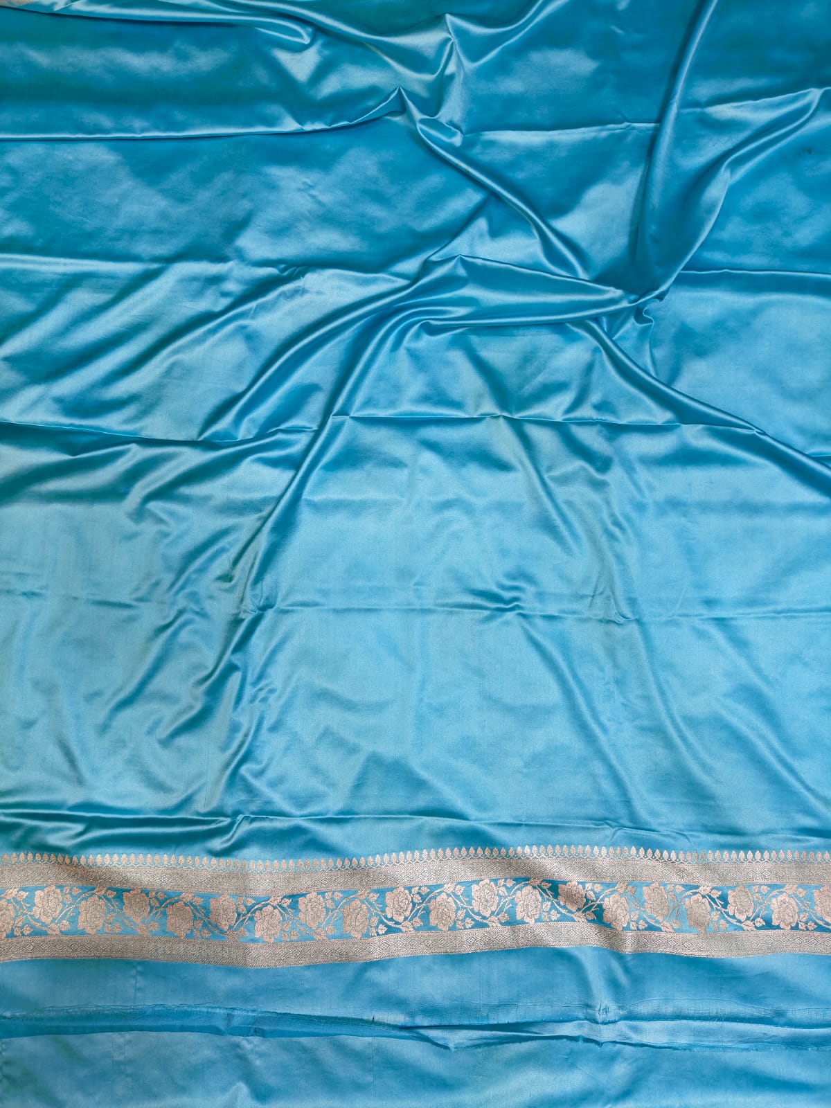 Multi Colour Mashru Silk Zari Banarasi Border Aada Jaal Saree