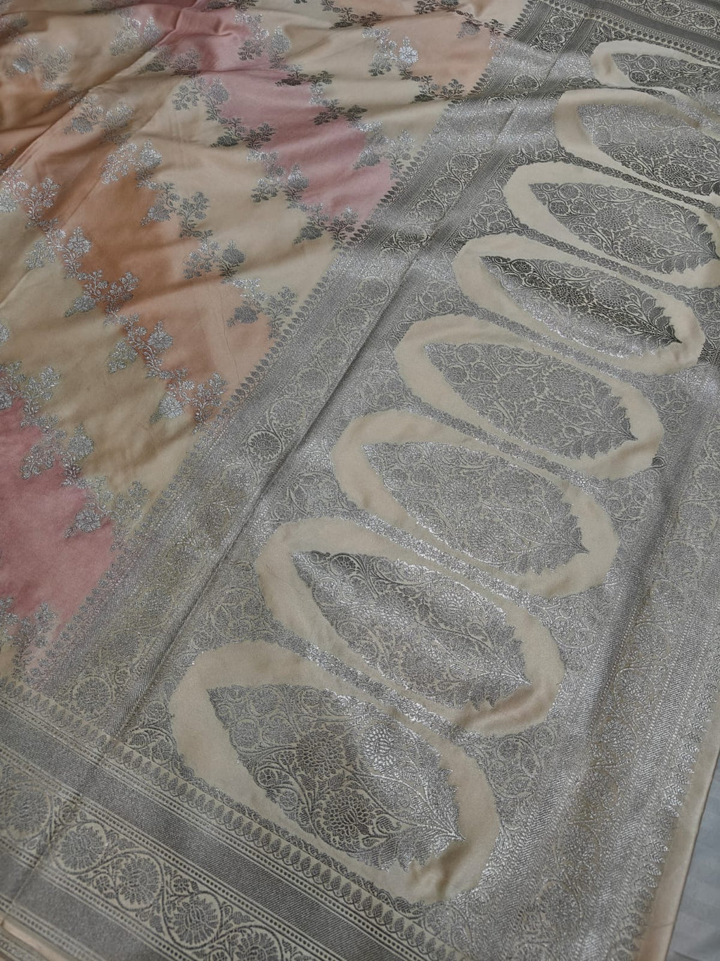 Multi Colour Mashru Silk Zari Banarasi Border Aada Jaal Saree
