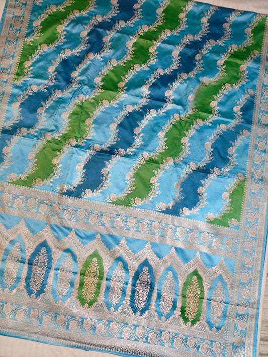 Multi Colour Mashru Silk Zari Banarasi Border Aada Jaal Saree