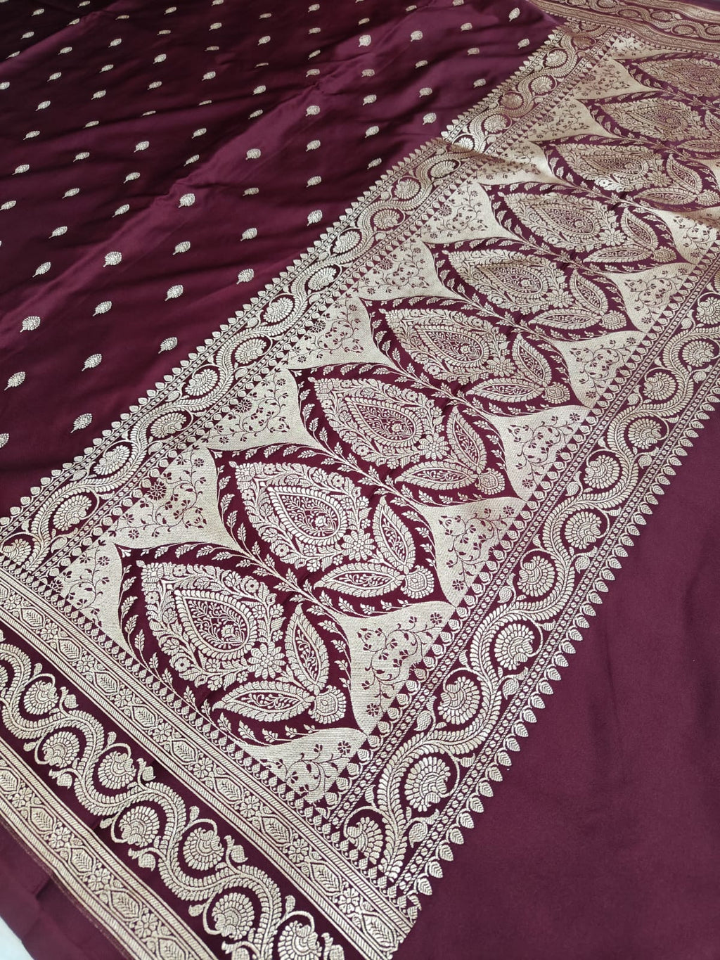 Garnet Mashru Silk Zari Banarasi Border Buti Saree