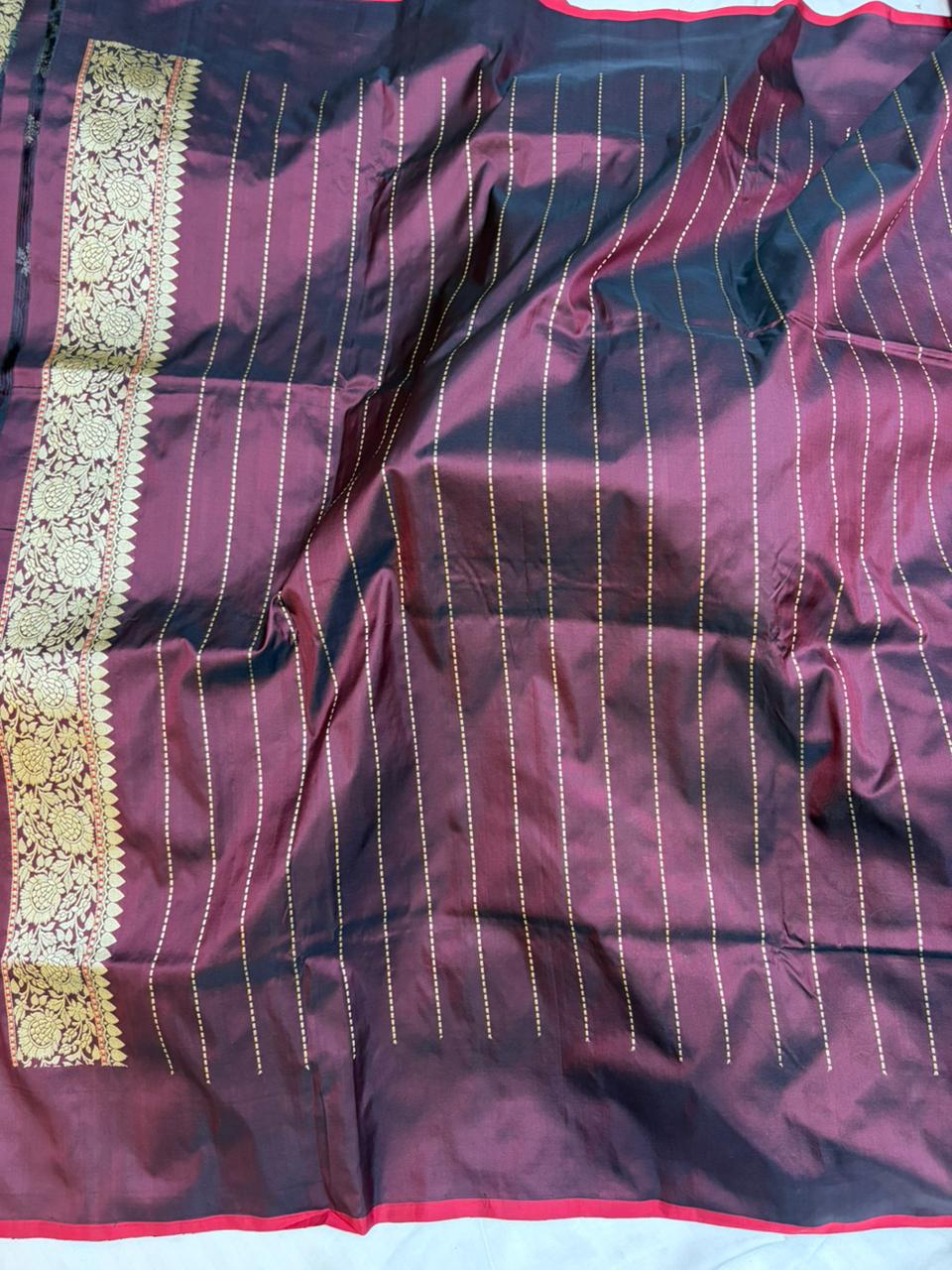 Garnet Pure Katan Silk Zari Banarasi Border Sona Rupa Buti Saree