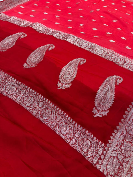 Contrast Pure khaddi chiffon Zari Border Buti saree