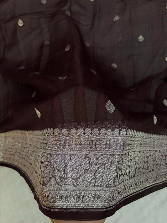Pure khaddi chiffon Zari Banarasi Border Buti saree