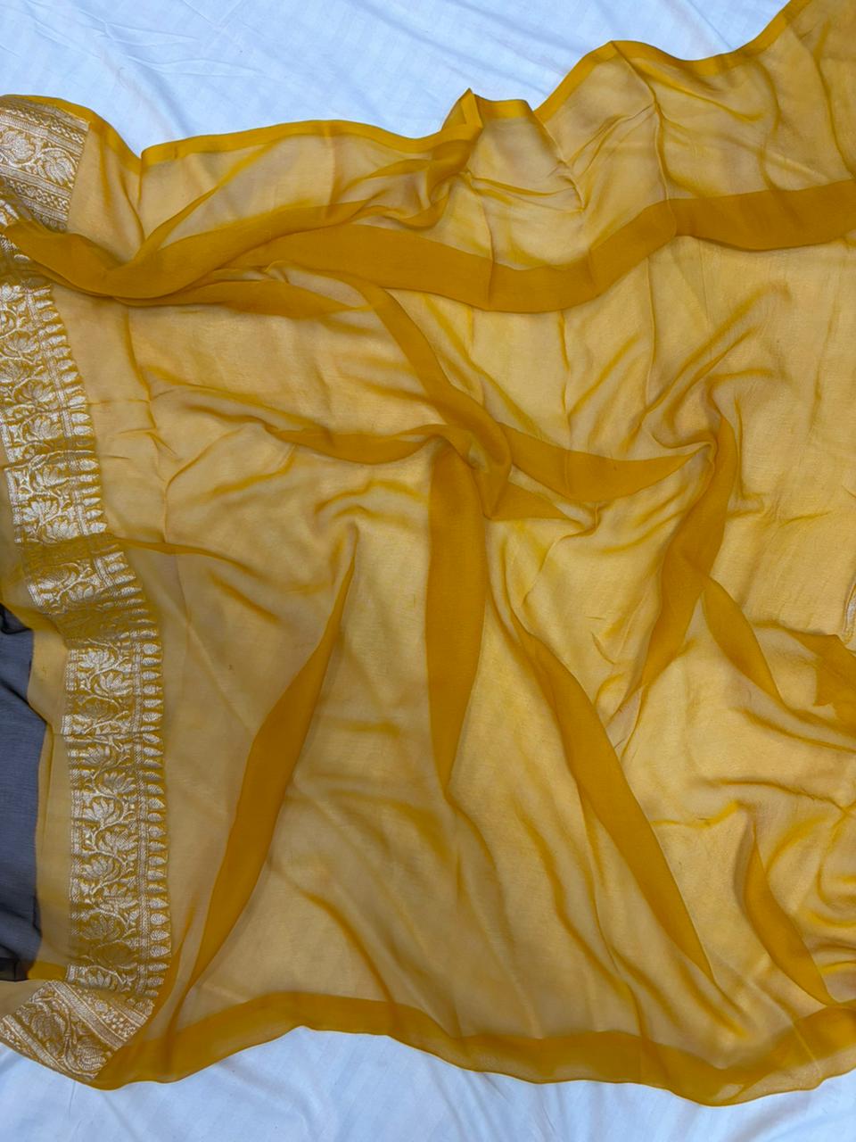 Contrast Pure khaddi chiffon Zari Banarasi Border Buti saree