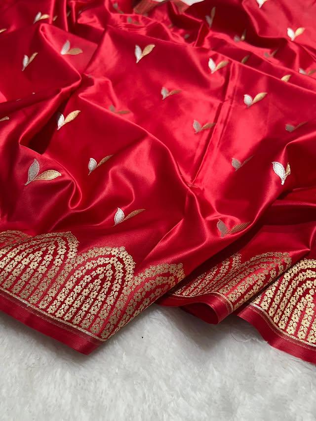 Red Mashru Silk Zari Open Border Buti Saree