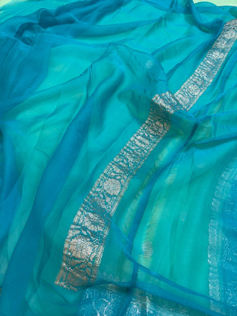 Powder Blue & Sea Green Contrast Dyeble Khaddi Chiffio Saree