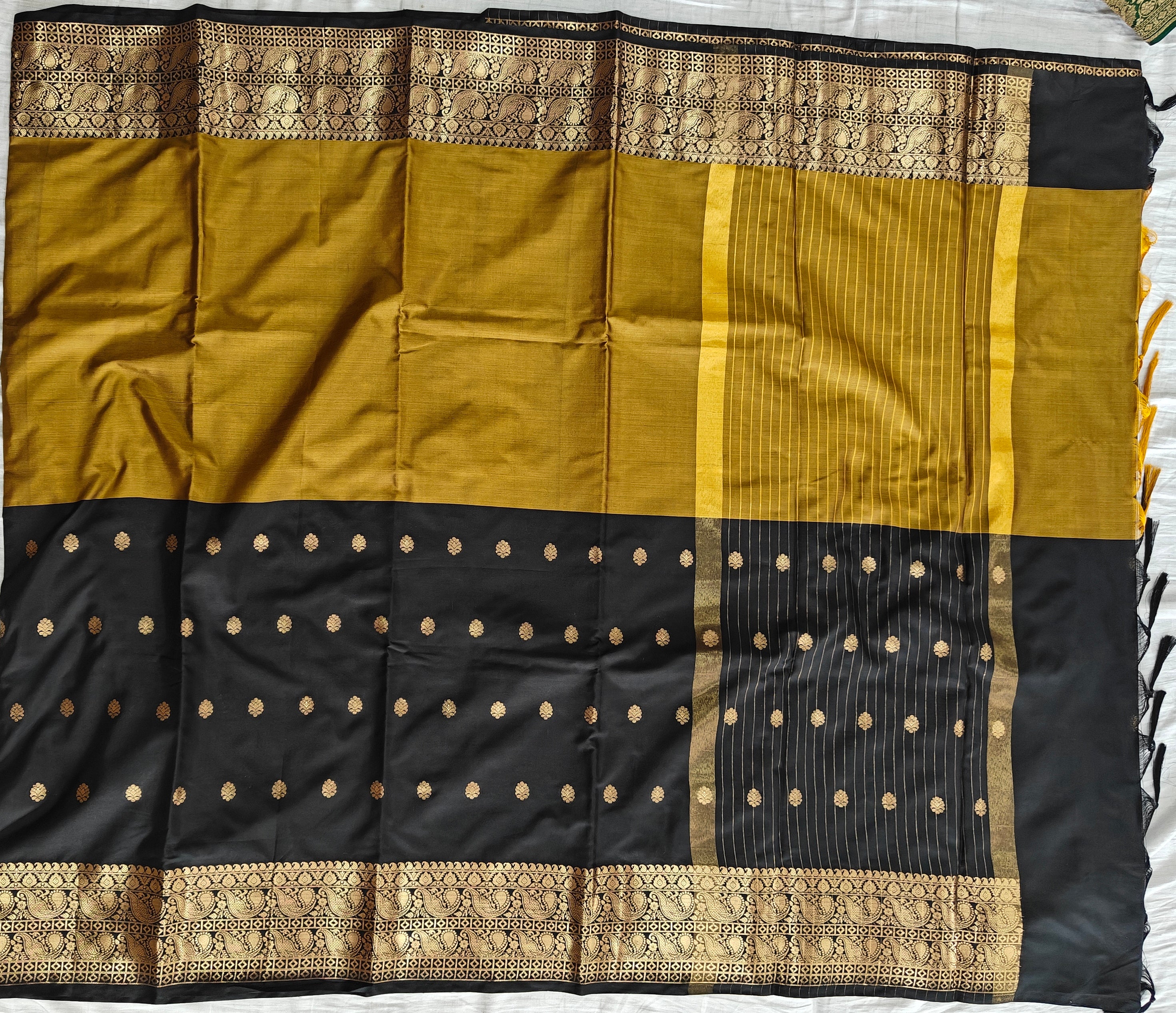 Banarasi soft dual half half shaded saree with gold zari