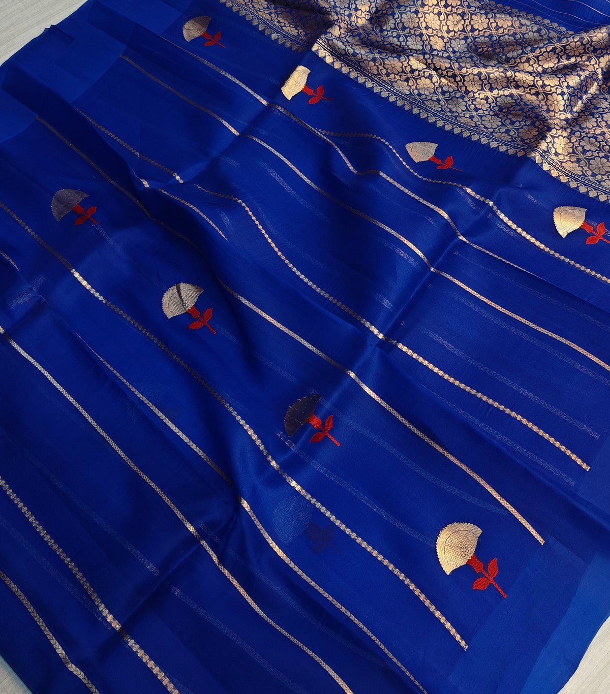 Pure handloom kora silk saree in stripes design with meenakari work in royal blue colour