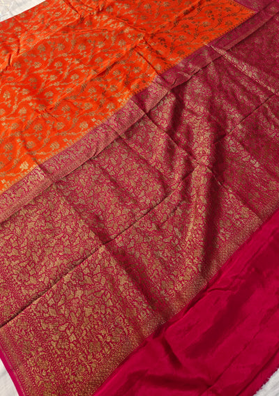 Banarasi crepe silk saree in a beautiful colour combination with soft and glossy fabric