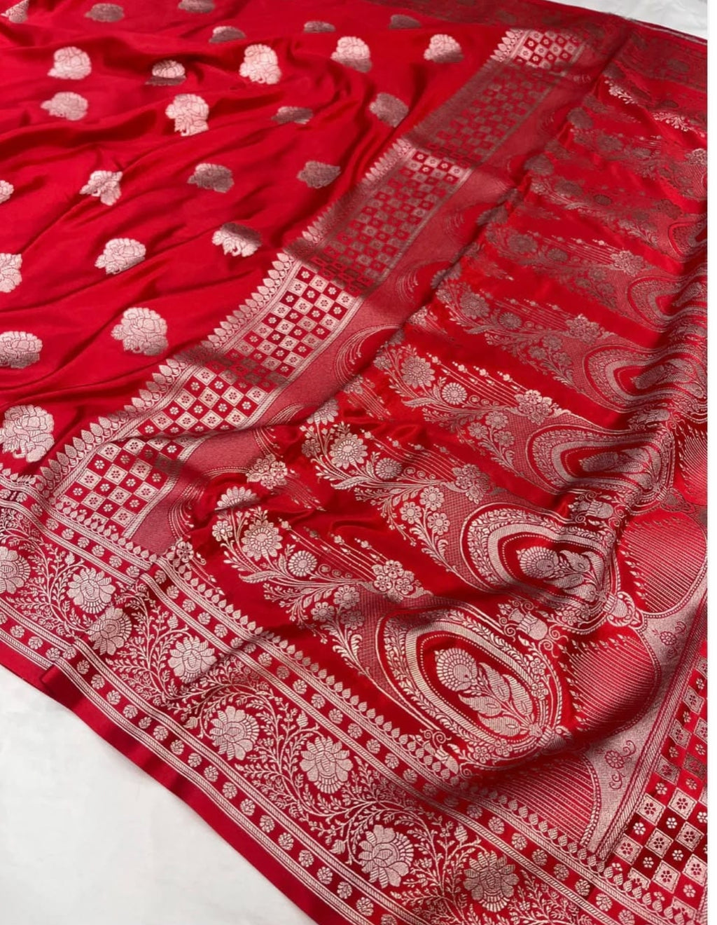 Banarasi Mashru silk saree in blood red colour