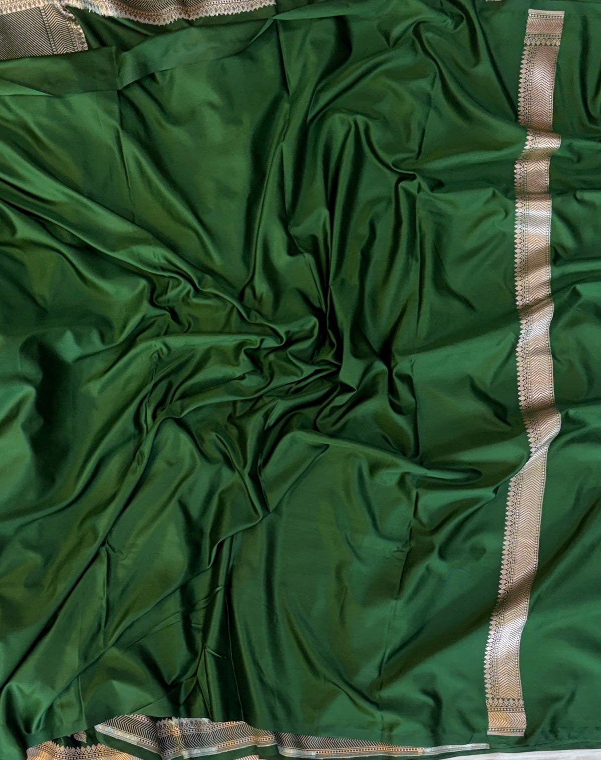 Banarasi Mashru silk saree in bottle green colour