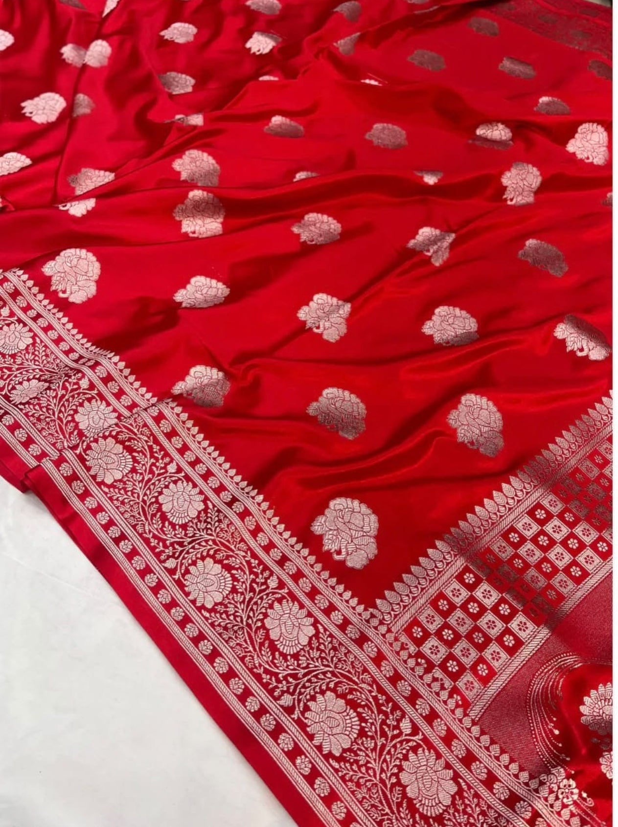 Banarasi Mashru silk saree in blood red colour