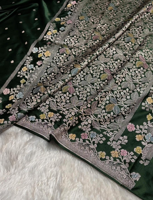 Banarasi Mashru silk saree in bottle green colour with handbrush paint work