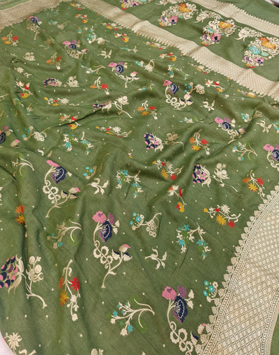 Premium Pure moonga banarasi saree in green colour with multiple meenakari work