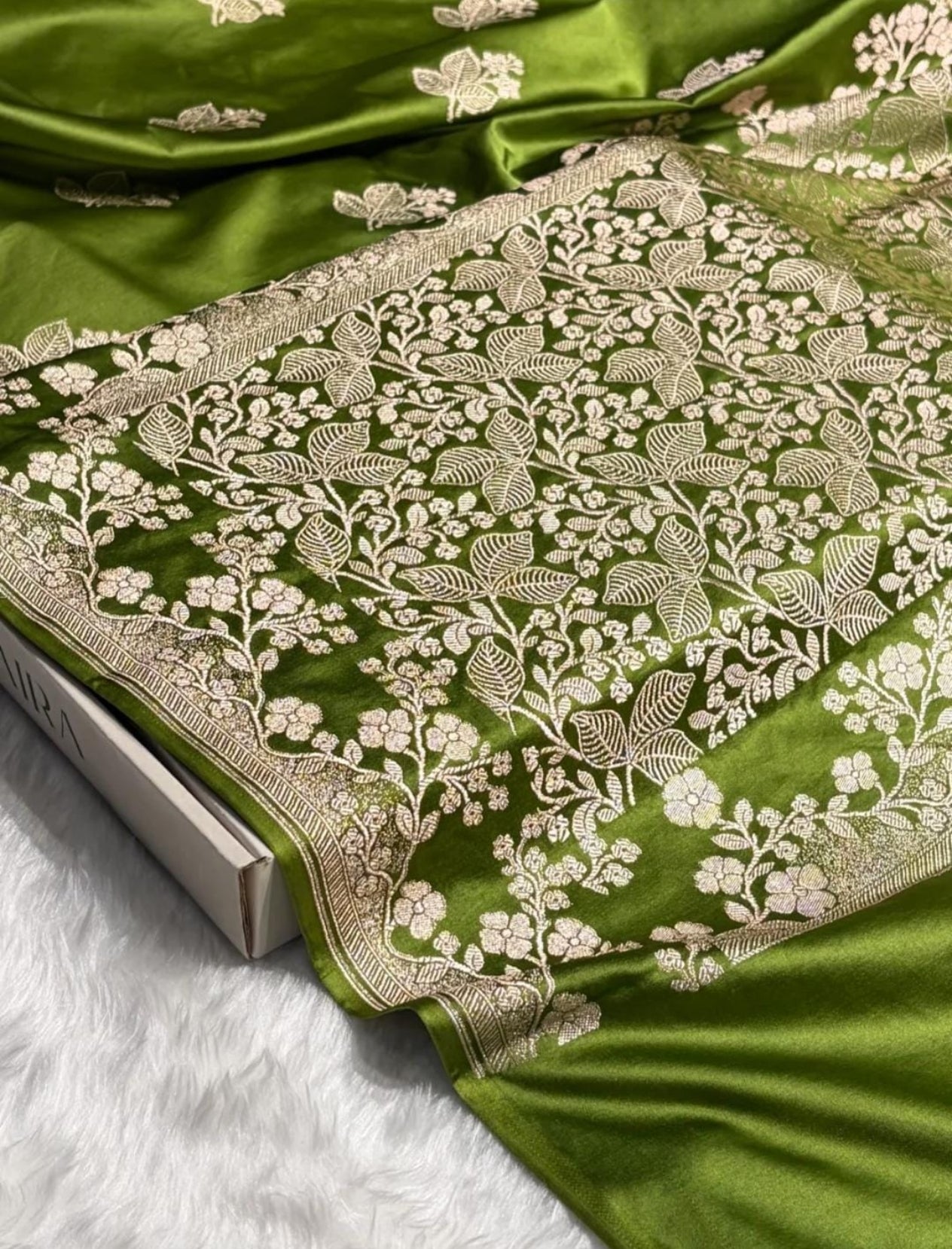 Banarasi Mashru silk saree in dark green colour