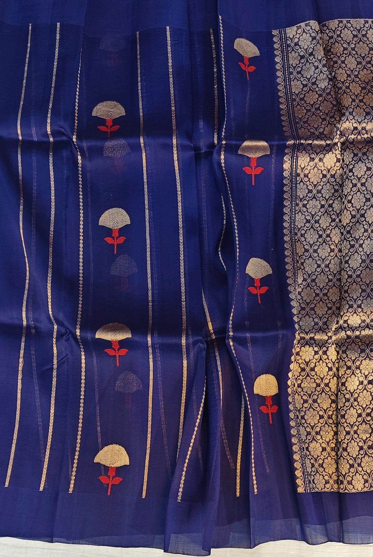 Pure handloom kora silk saree in stripes design with meenakari work in navy blue colour